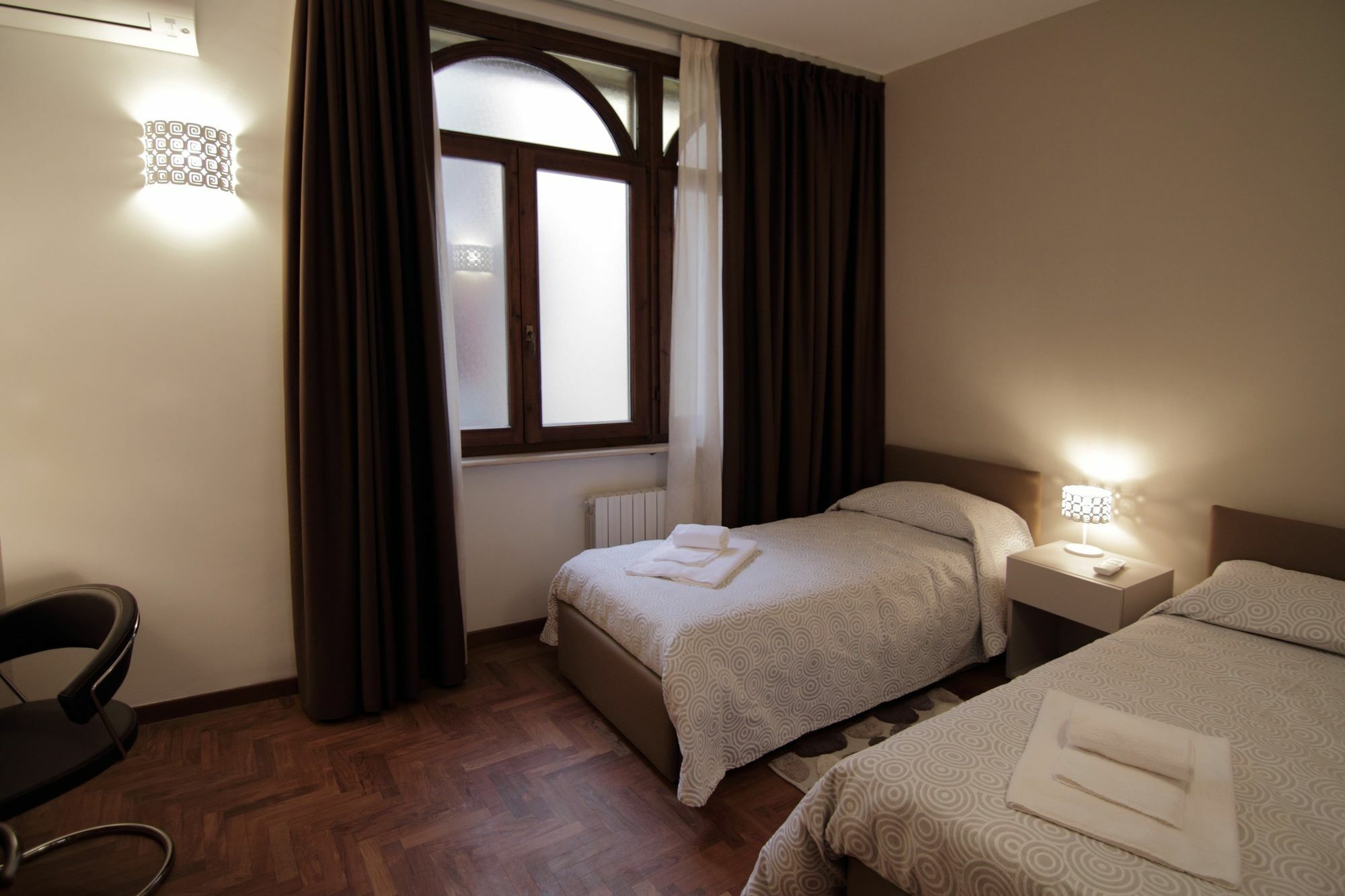 Residenza S. Giovanni In Foro Verona Luaran gambar